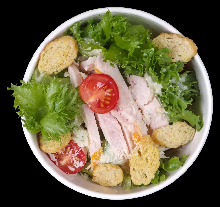 Салат Цезарь с куриной грудкой су-вид